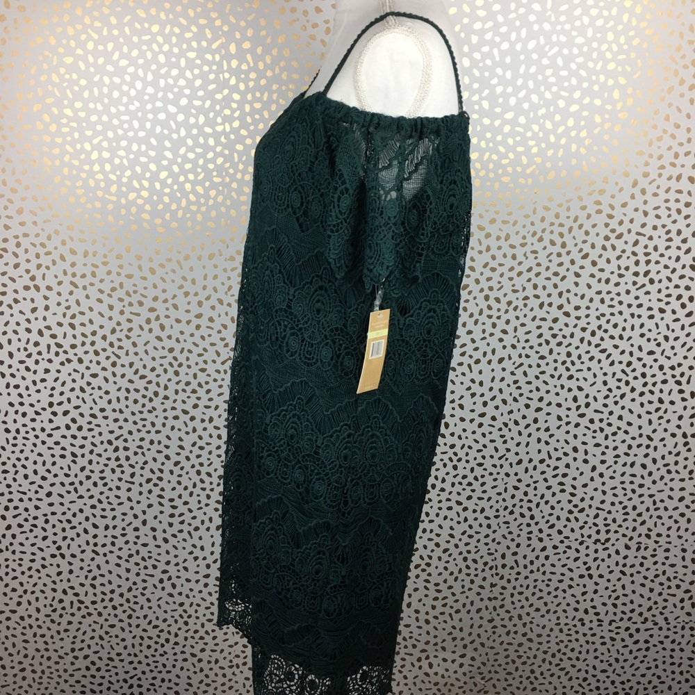 Hope & Harlow Lace Off Shoulder Shift Dress - Picture 5 of 7